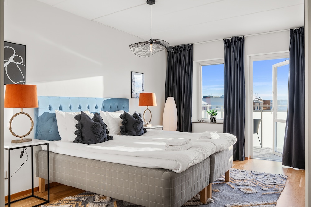 Hyllie Allé — 4-Star Luxury Hotel in Malmoe, Sweden