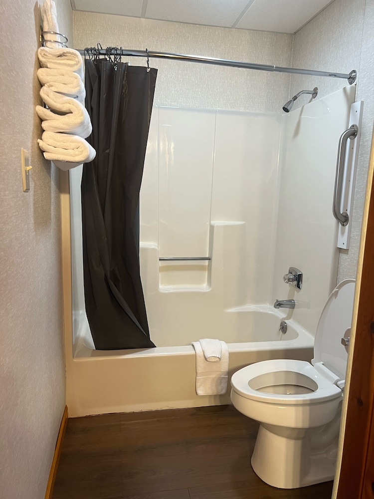 Cedars Motel - photo 17