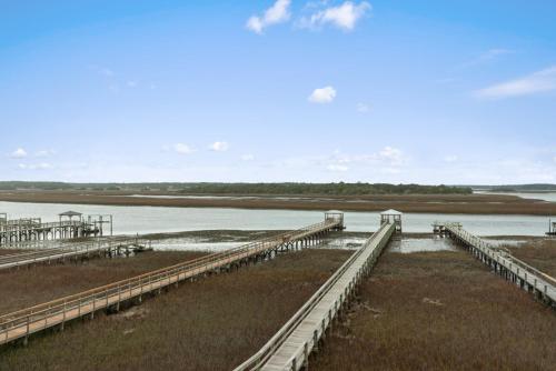 Marsh Madness by Oak Island Accommodations - photo 27