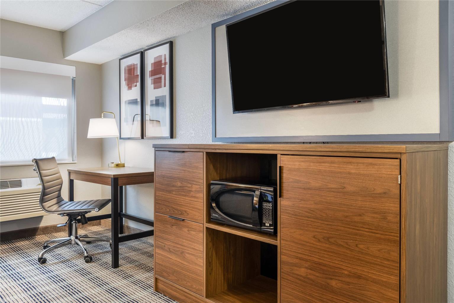 AmericInn by Wyndham Mounds View Minneapolis - photo 23
