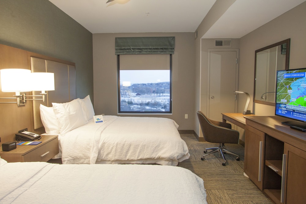 Hampton Inn & Suites Downtown St. Paul - photo 34