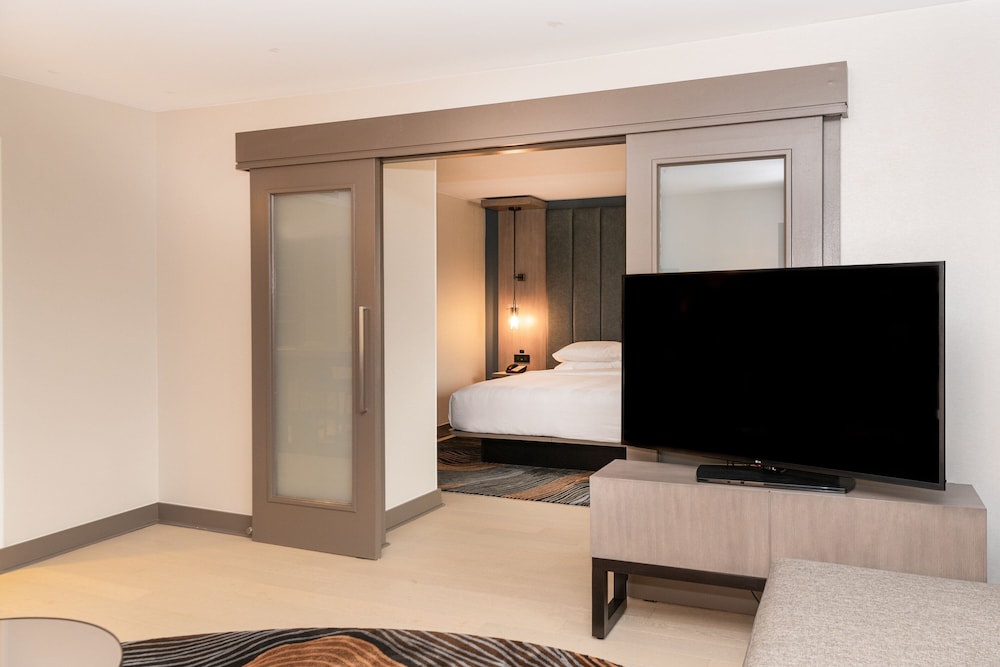 Pittsburgh Airport Marriott - photo 24
