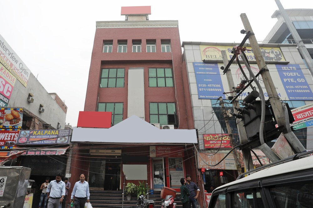 Capital O 14451 The residency in Noida, India