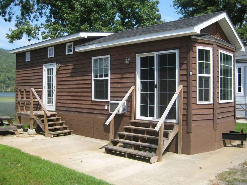 Hales Bar Marina and Resort - photo 11