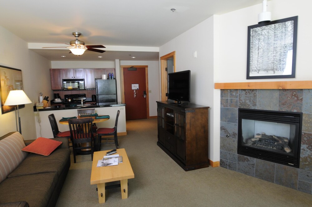 Schweitzer Mountain Resort White Pine Lodge - photo 6