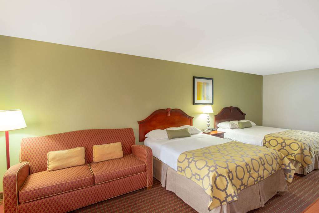 Baymont by Wyndham Midway Tallahassee - photo 28