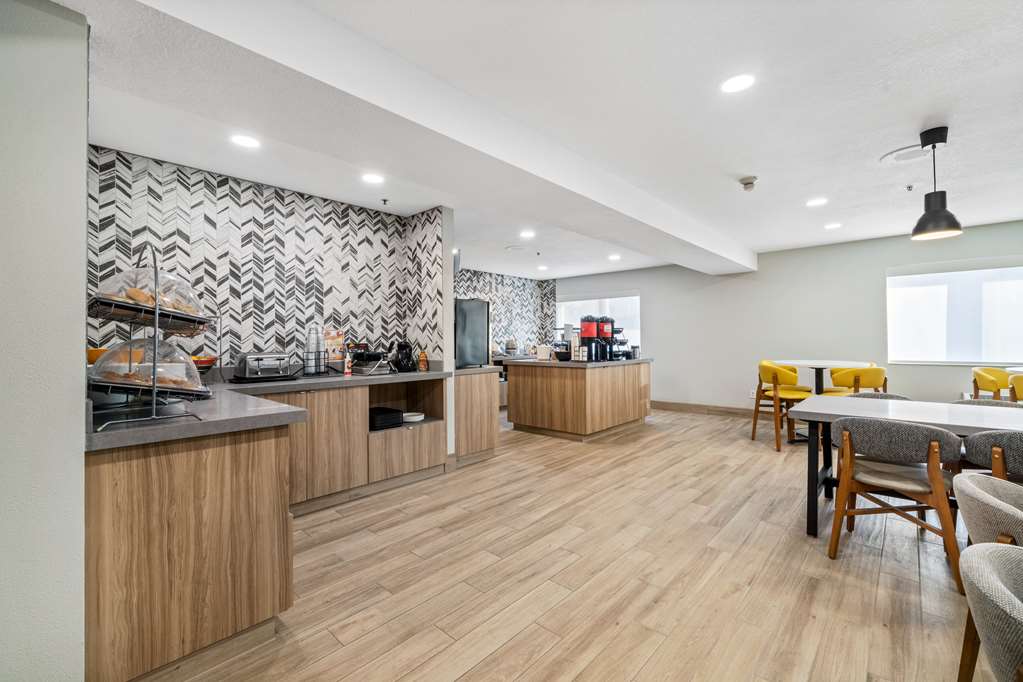 Best Western Lake Oswego Portland Hotel & Suites - photo 6