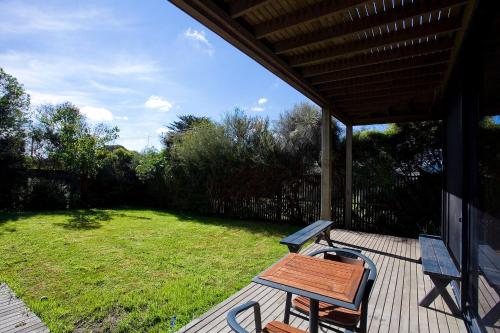 Debonair 1 BYO Linen in Anglesea, Australia