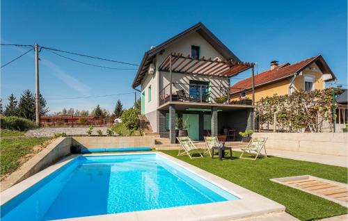Amazing Home In Gornje Plavnice — 4-Star Luxury Hotel in Bjelovar, Croatia