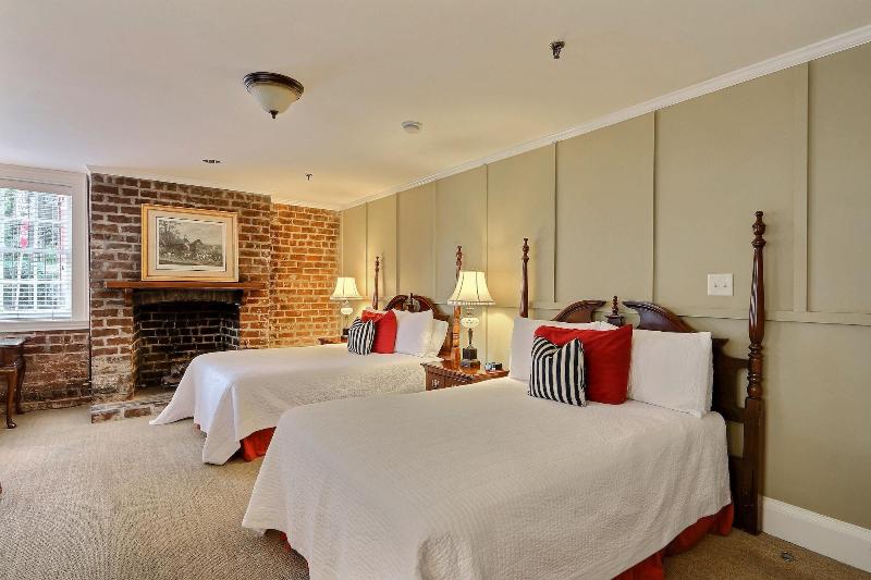The Presidents Quarters Inn - photo 175
