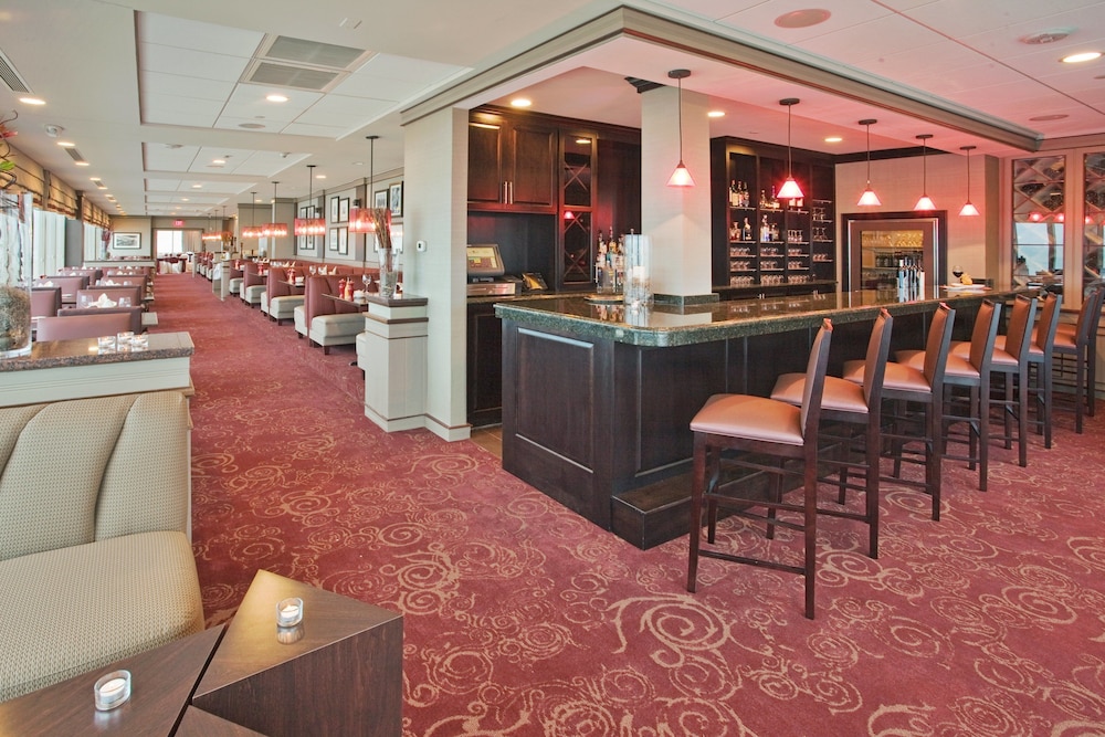 Holiday Inn & Suites Virginia Beach North Beach by IHG - photo 66
