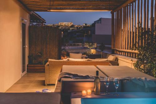 Luxury Apartment with Acropolis view Terrace and Jacuzzi in the Heart of Athens Living Stone Azurite — 4-Star Luxury Hotel in Athens, Greece