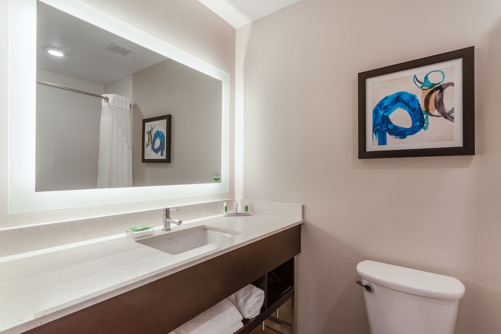 Holiday Inn Hotel & Suites Jefferson City by IHG - photo 17
