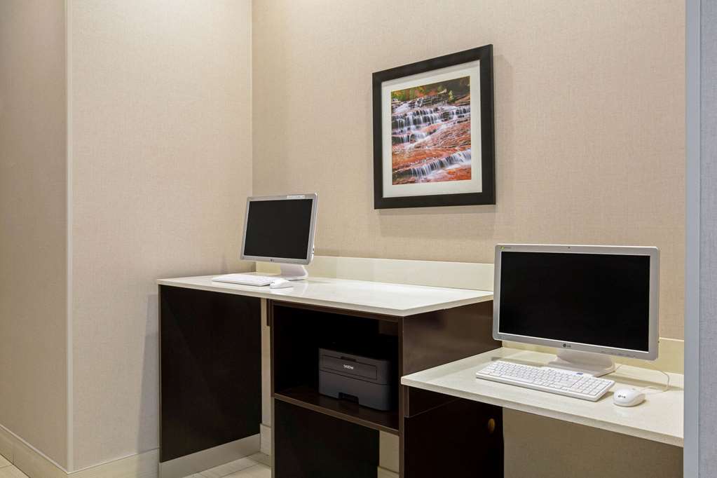 La Quinta Inn & Suites by Wyndham Cedar City - photo 29