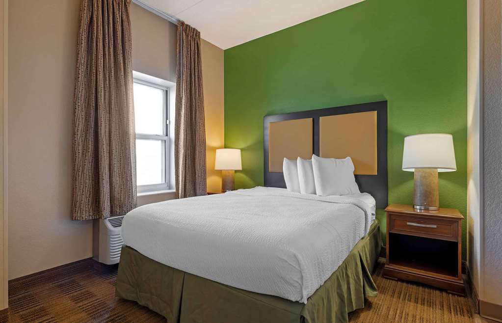 Extended Stay America Suites Chicago O'Hare Allstate Arena - photo 22