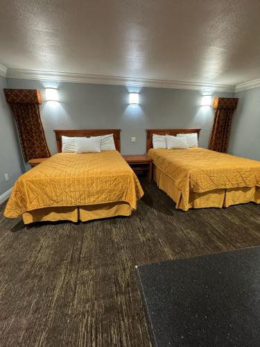 Sunrise inn - photo 33