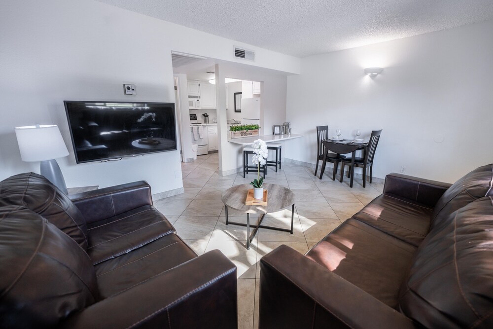Scottsdale Park Suites - photo 4