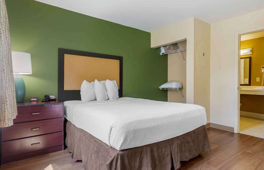 Extended Stay America Suites Columbia Northwest Harbison - photo 9