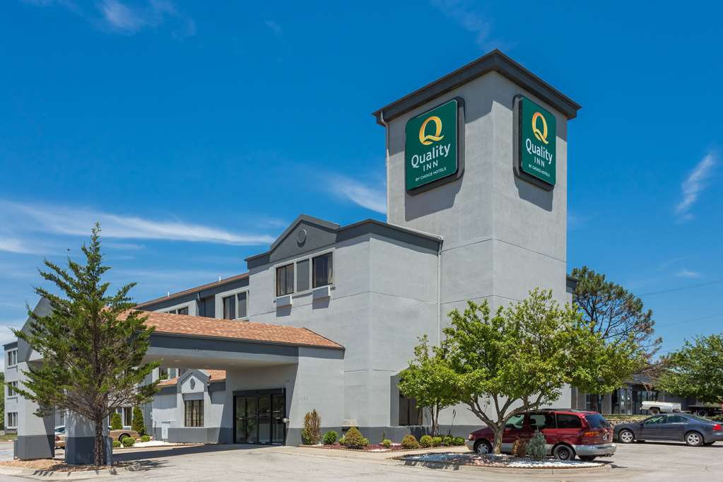 Quality Inn Lees Summit Kansas City - photo 2