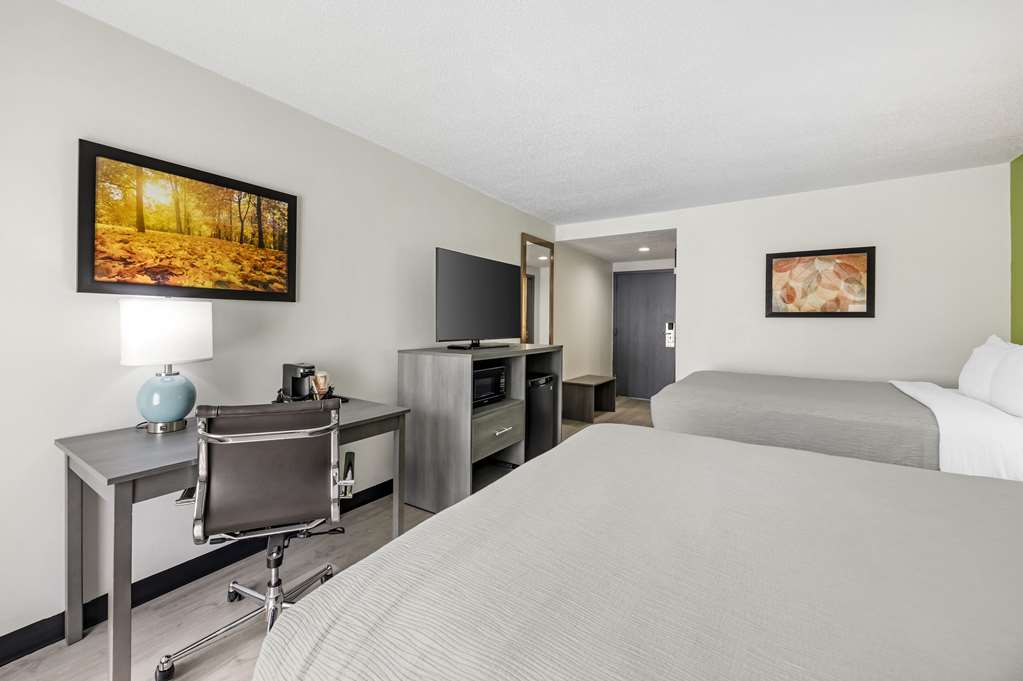Quality Inn Clarksville Exit 11 - photo 15