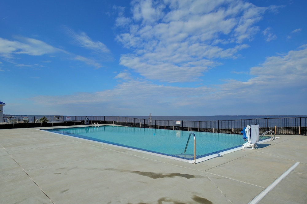 Waterside Resort - photo 17