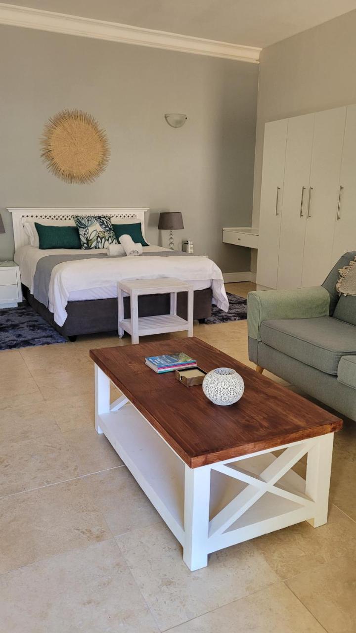Pelican Cottage 800m from Beach & Yacht School