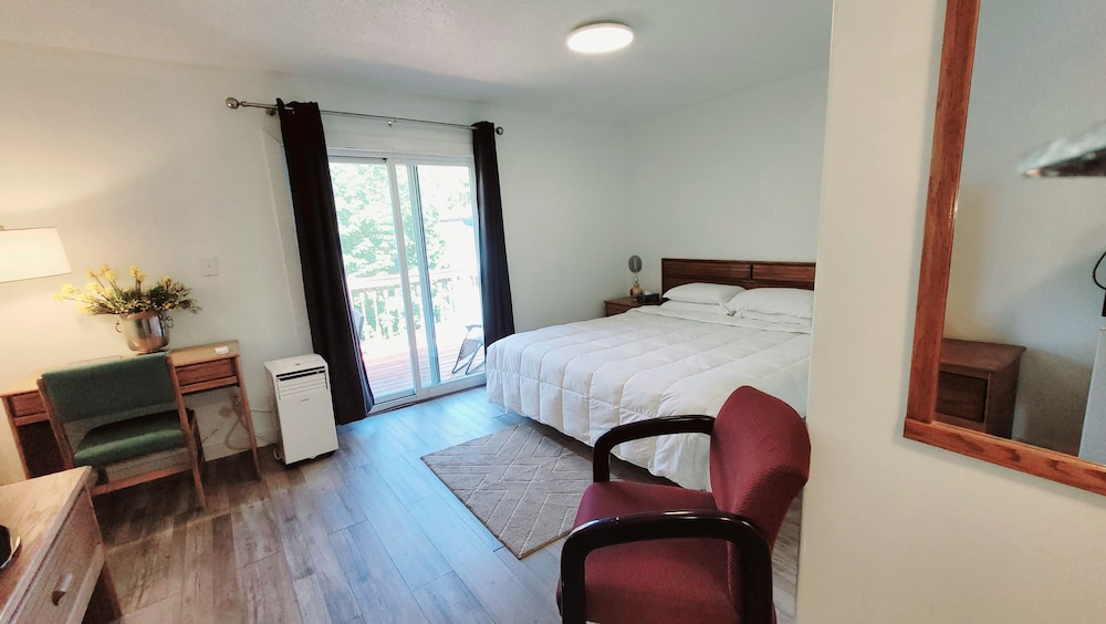 Ridgeview Motor Inn in Campbell River, Canada