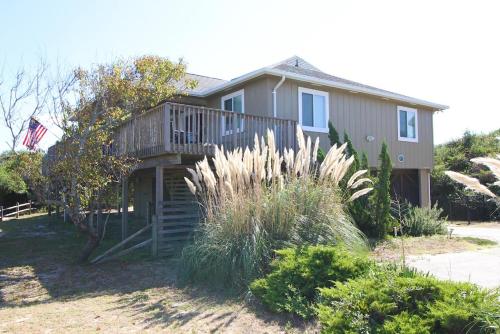 Summersalt in Southern Shores, United States