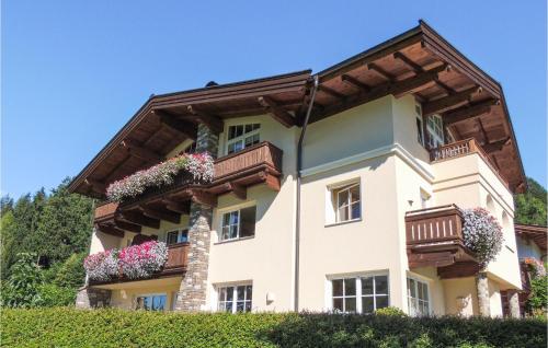 Ferienwohnung In Ruhiger Lage — 4-Star Luxury Hotel in Brixen Im Thale, Austria