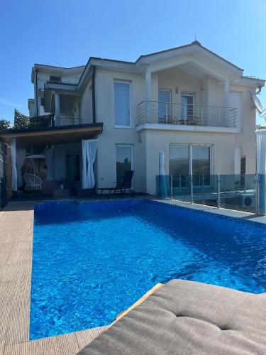 Ferienhaus — hotel in Siroki Brijeg