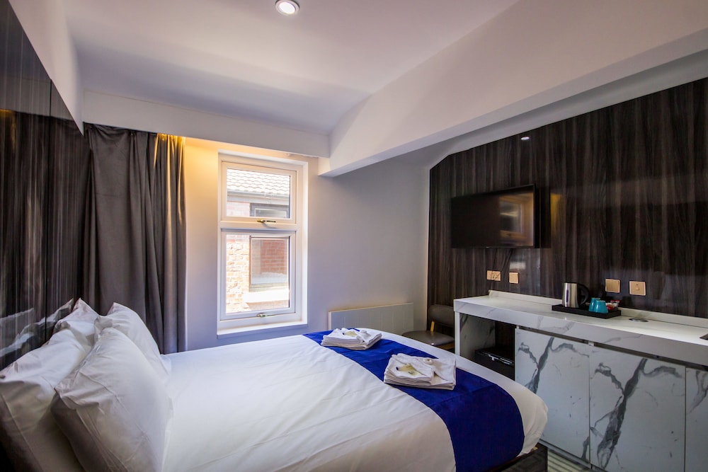 DJ Suites Blackpool in Blackpool, United Kingdom