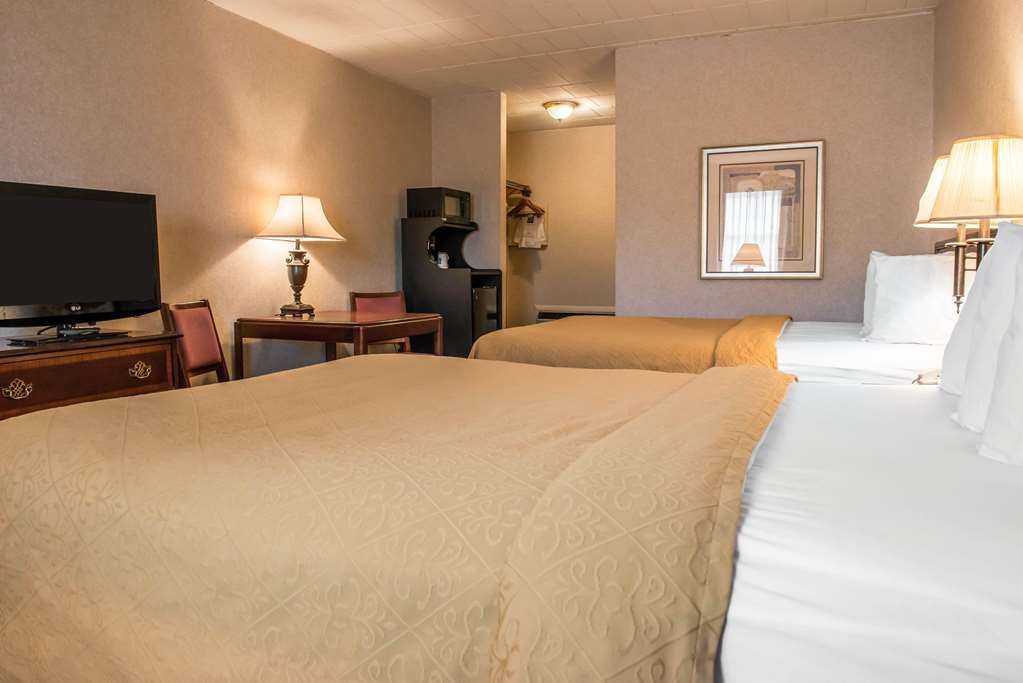 Quality Inn Pittsburgh Airport - photo 14