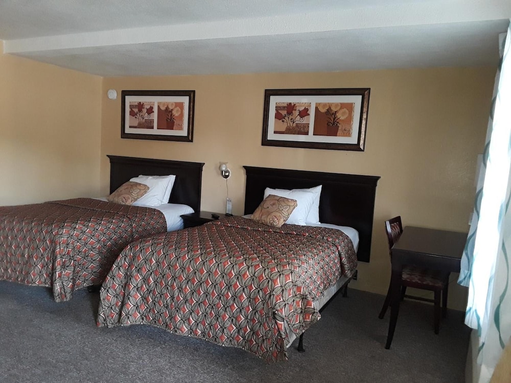 Budget Lodge of Mount Dora - photo 20