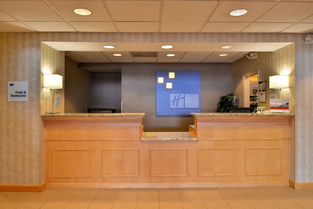 Holiday Inn Express Hotel & Suites Ocean City by IHG - photo 42