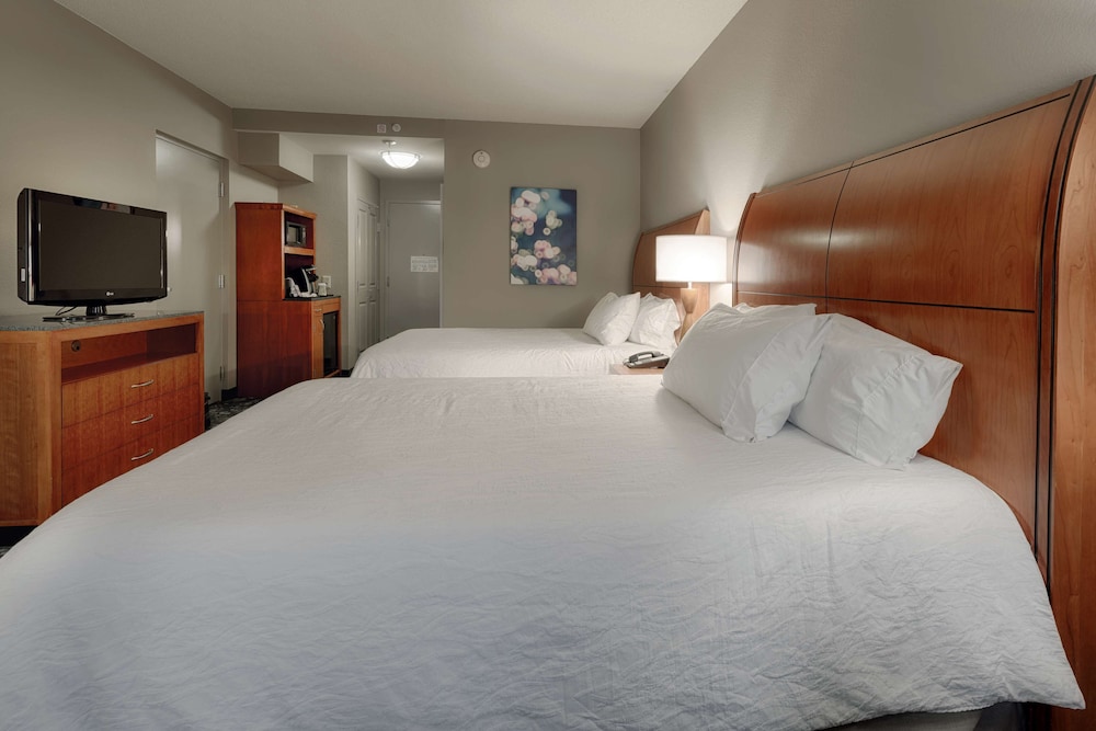 Hilton Garden Inn Cleveland Twinsburg - photo 21