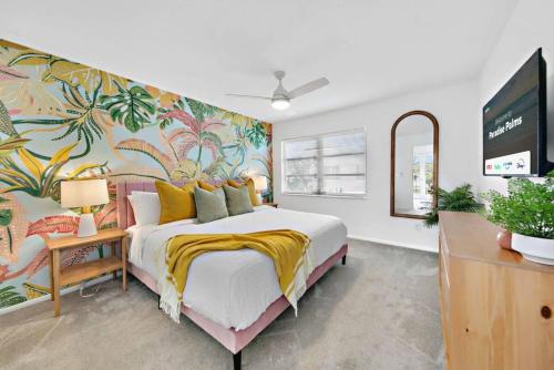 Paradise Palms Chic Prime Spot w Pool in Bradenton, United States