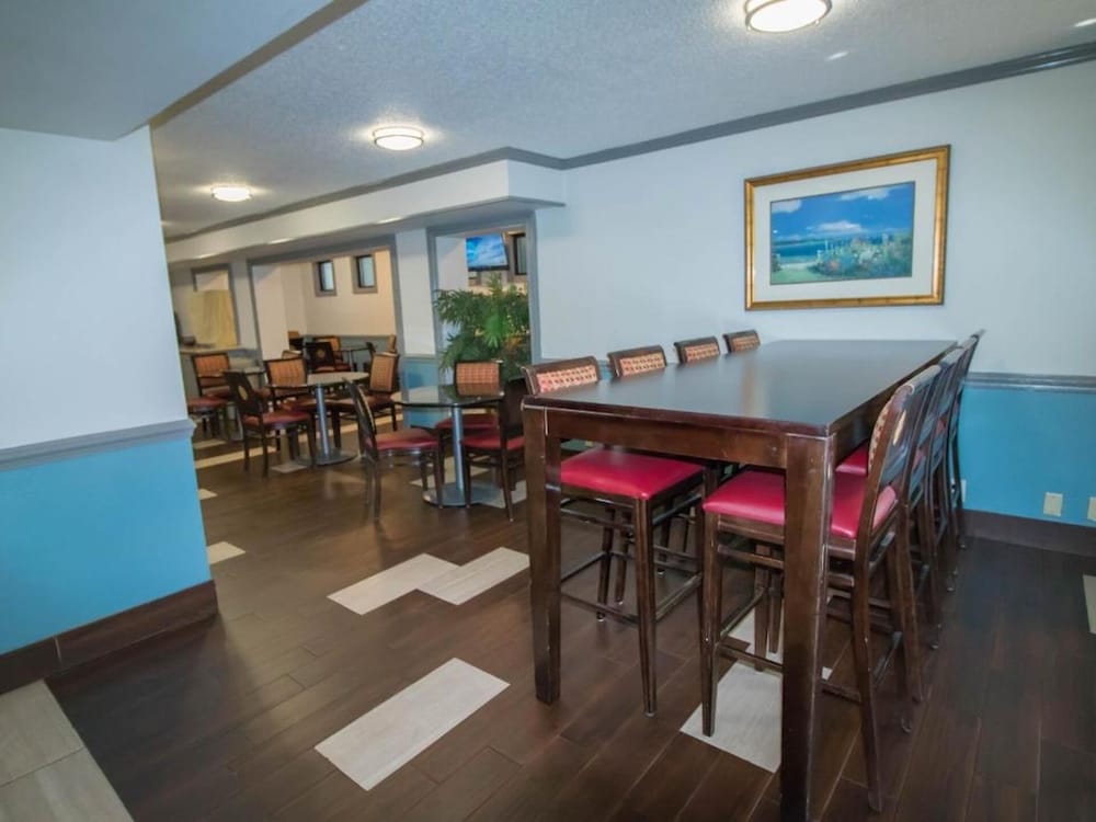 Sweet Dream Inn University Park - photo 18