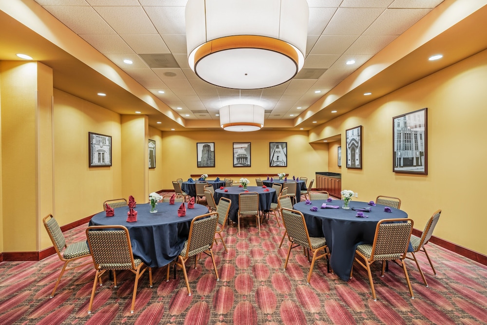 Holiday Inn Ardmore I 35 by IHG - photo 31