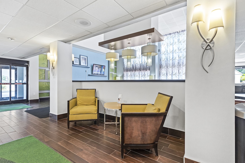 Holiday Inn St. Petersburg West by IHG - photo 3