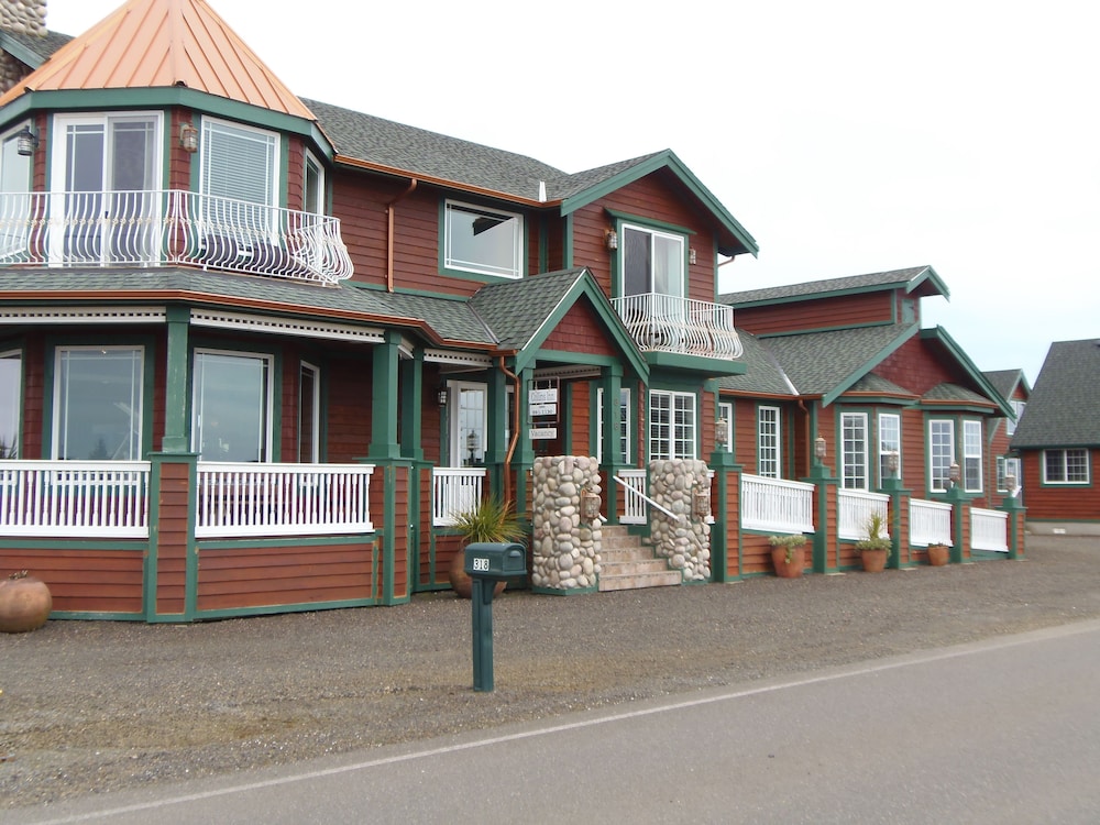 The Collins Inn and Seaside Cottages - photo 75