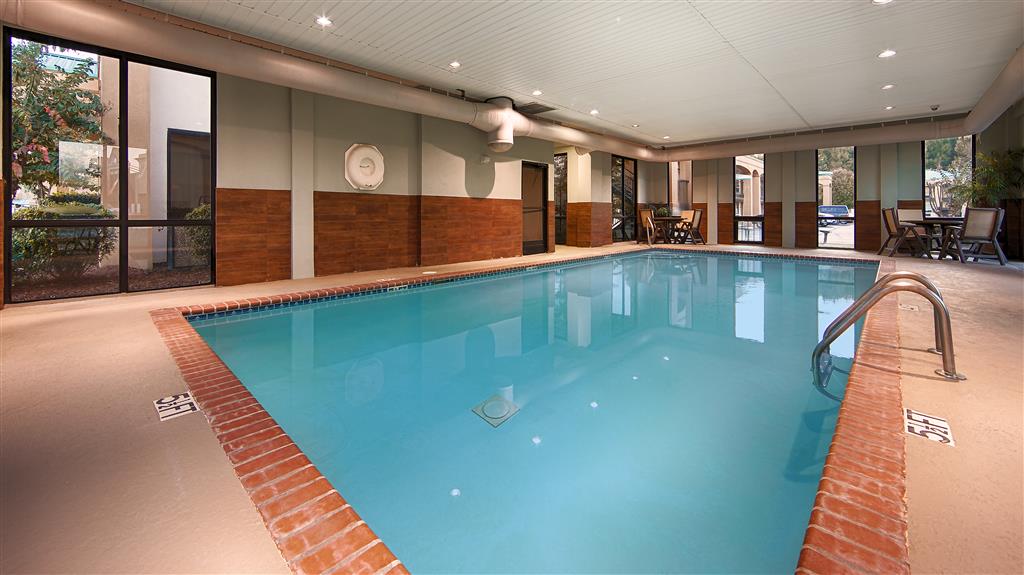 Best Western Executive Suites - photo 32