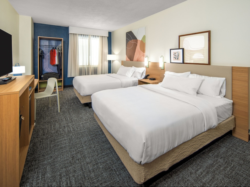 Spark by Hilton Kannapolis - photo 8