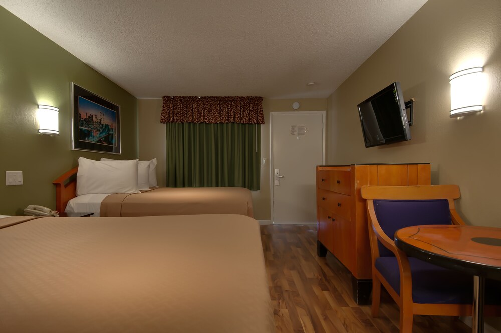 Vagabond Inn Bakersfield North - photo 7