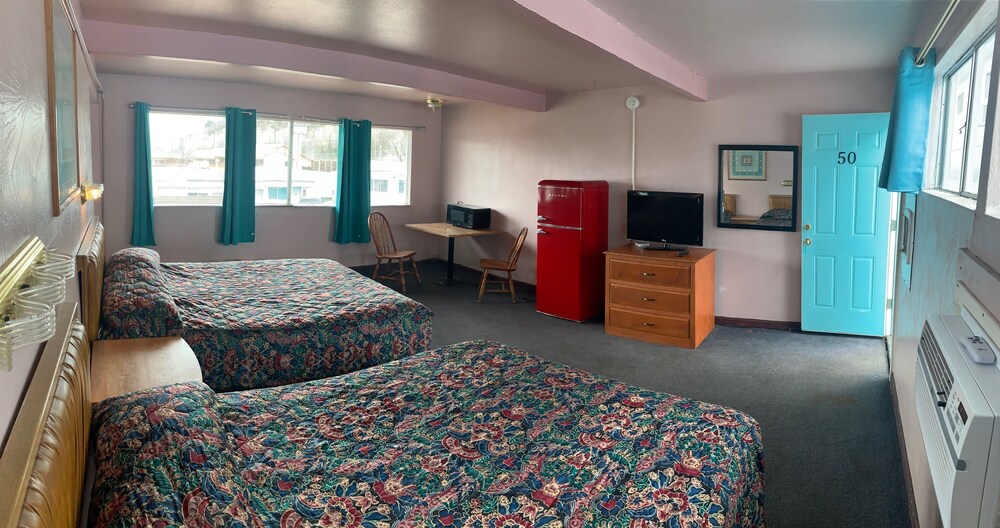 La Fun Motel - photo 26