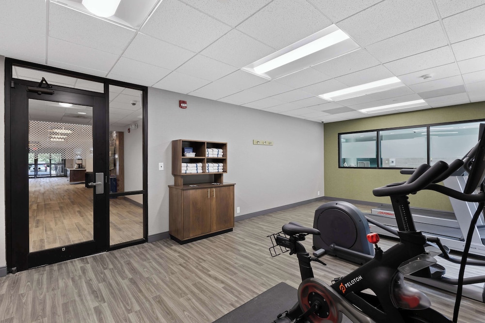 Hampton Inn & Suites Lake George - photo 71