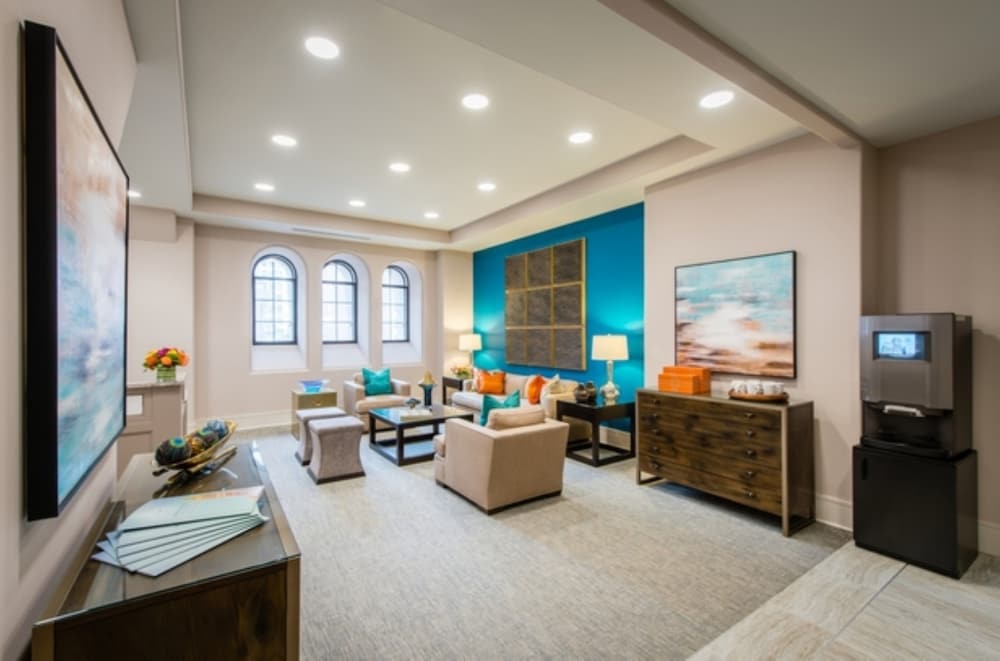 Global Luxury Suites At Light Street - photo 29