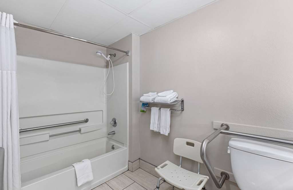 Days Inn by Wyndham St George - photo 11