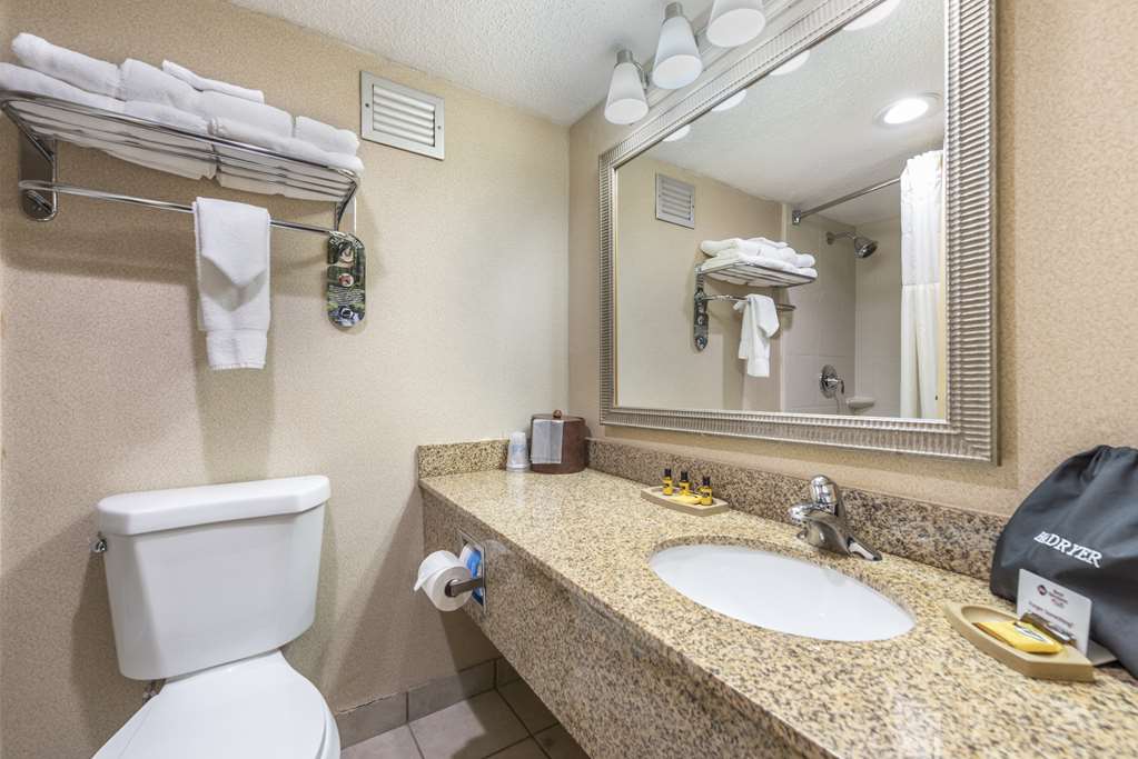 Best Western Plus Bridgeport Inn - photo 36