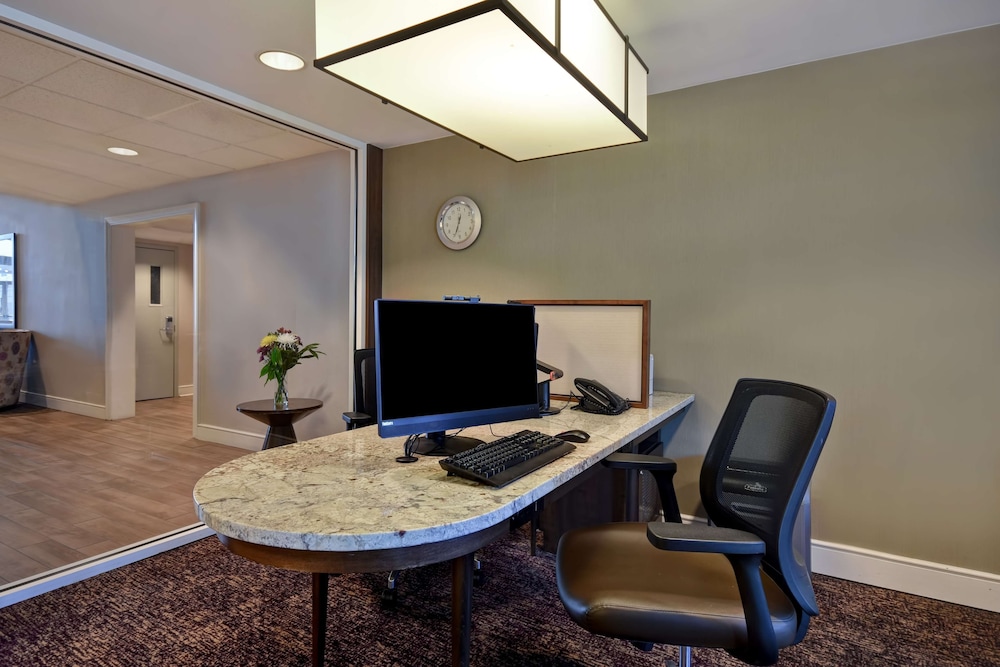 Homewood Suites by Hilton Philadelphia Great Valley - photo 38