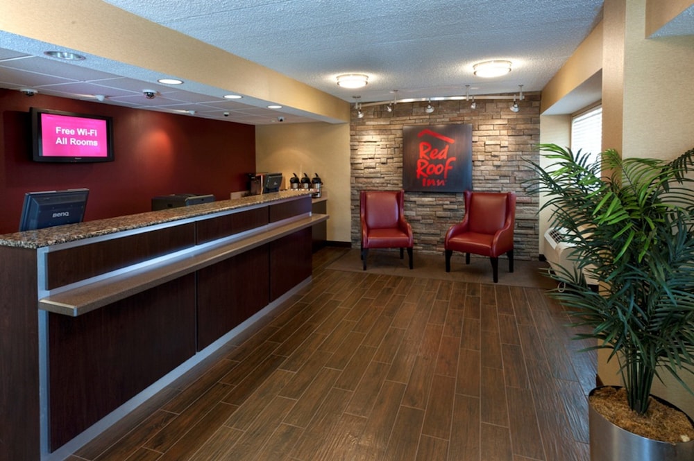 Red Roof Inn Dayton North Airport - photo 2